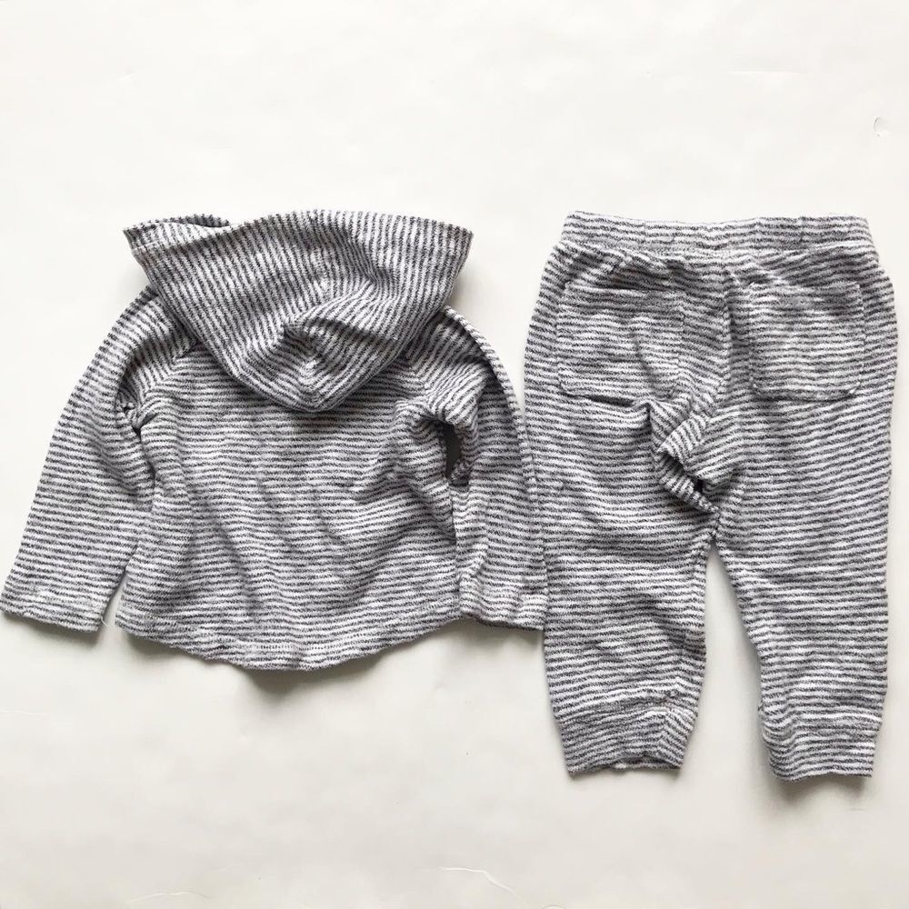 Gymboree stripe Henley hooded sweatshirt EUC 12-18m / jogger EUC 18-24m set - Picture 8 of 9